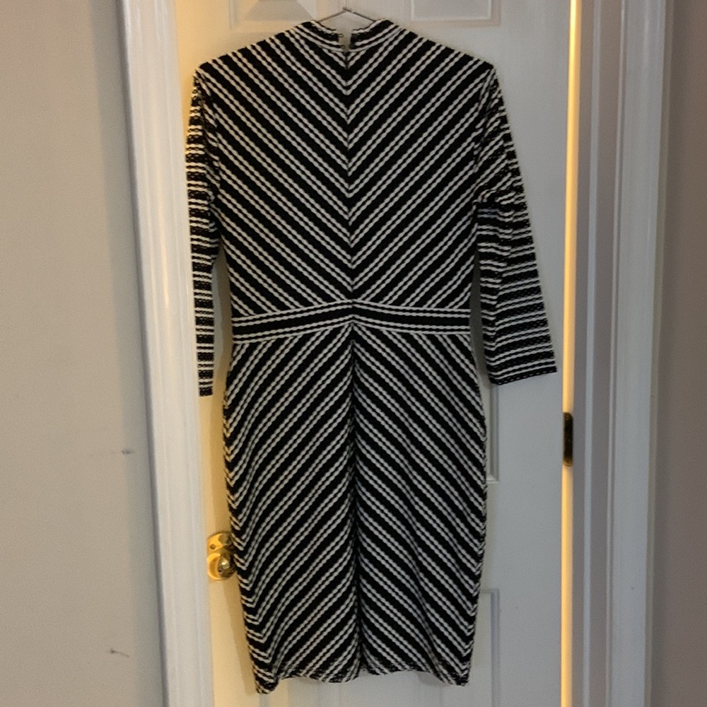 Project Runway Black & White Long Sleeve Dress, Size M. - Picture 2 of 3
